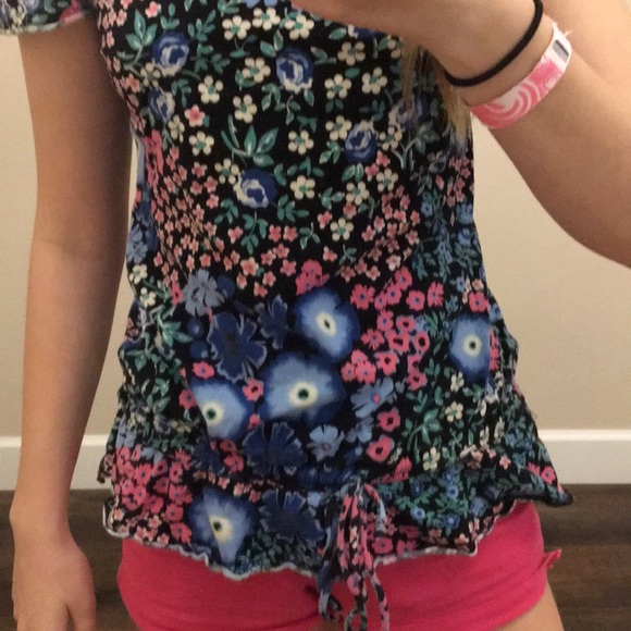 Shirt - Picture 3 of 4